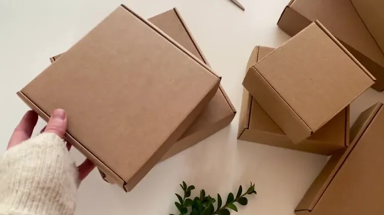 Shipping Made Easy with Cardboard Boxes, Mailing Bags, Paper Bags, and Padded Envelopes